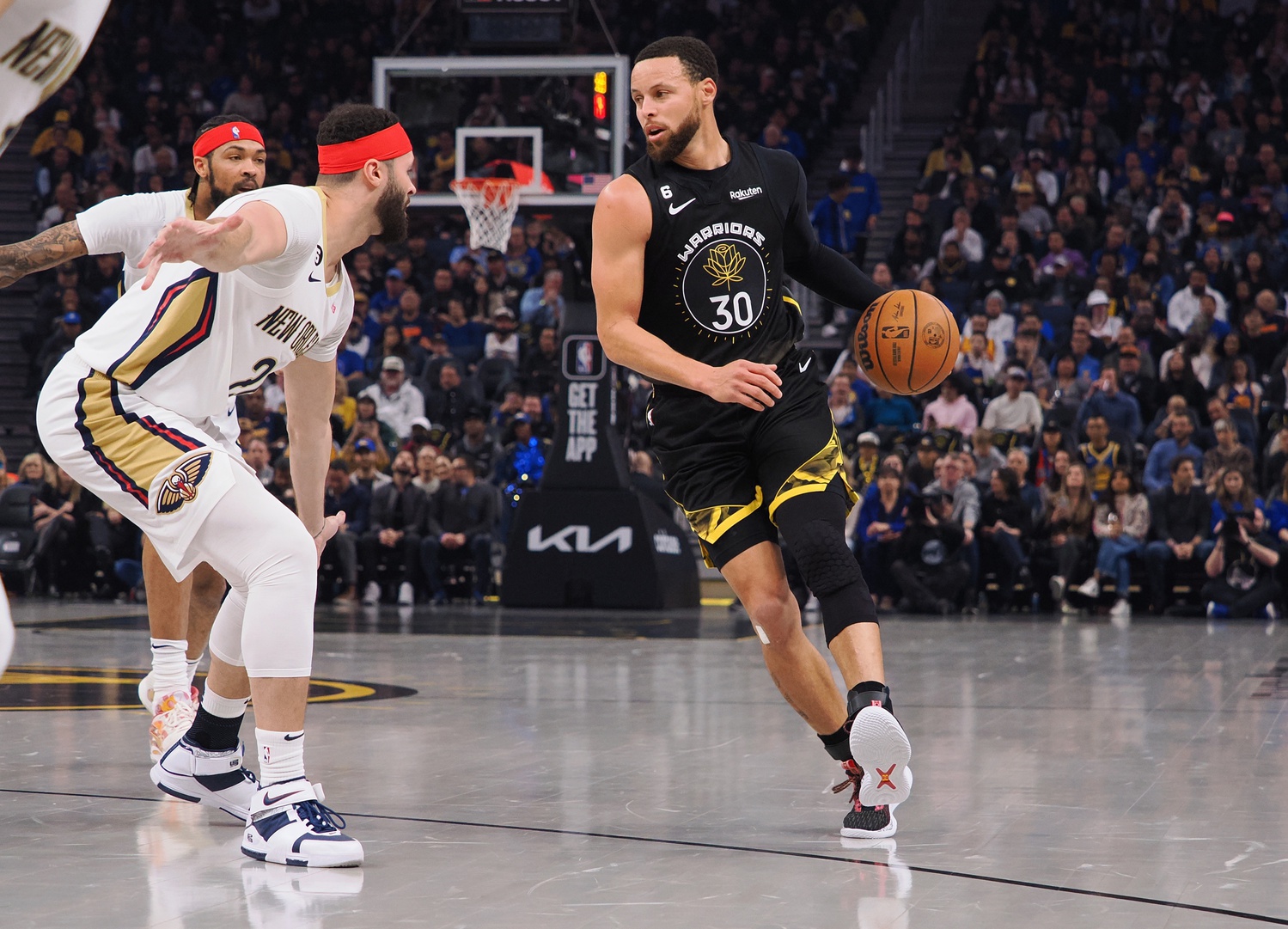 Game #3: New Orleans Pelicans vs Golden State Warriors